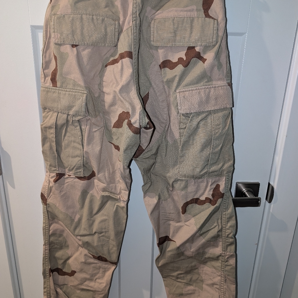 Desert Camouflage Cargo Pants Waist 27-31 - Picture 3 of 4
